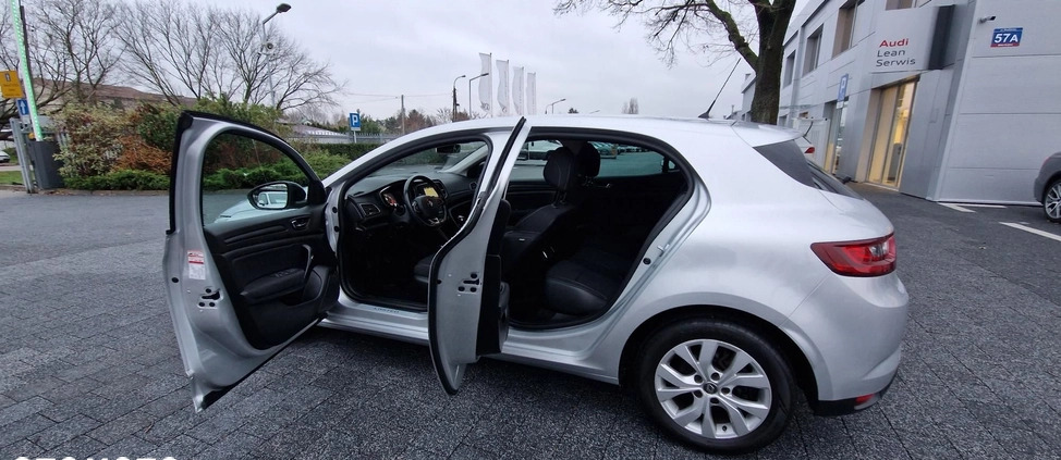 Renault Megane cena 38800 przebieg: 215000, rok produkcji 2018 z Warszawa małe 667